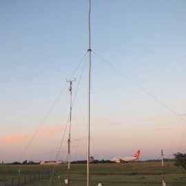 Lufft Kompakt-Wettersensoren WS400 und WS200 sowie der Sichtweitensensor VS20k auf dem Prüfstand. Copyright: Dataspektr